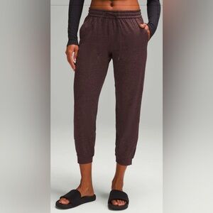 Lululemon Soft Jersey Classic-Fit Mid-Rise Jogger Heathered Dark Espresso Sz 6